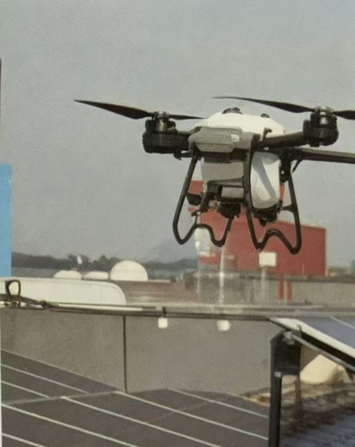 Solar Cleaning Drone applications overview 1